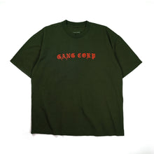 Load image into Gallery viewer, GangCorp &quot;Old English&quot; Ivy Green &amp; Red T-shirt
